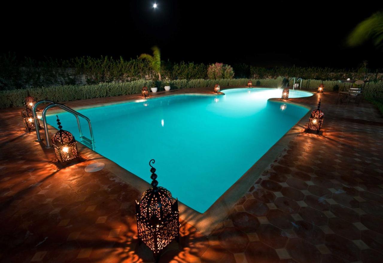 Riad Titima As-Sawíra Exteriér fotografie