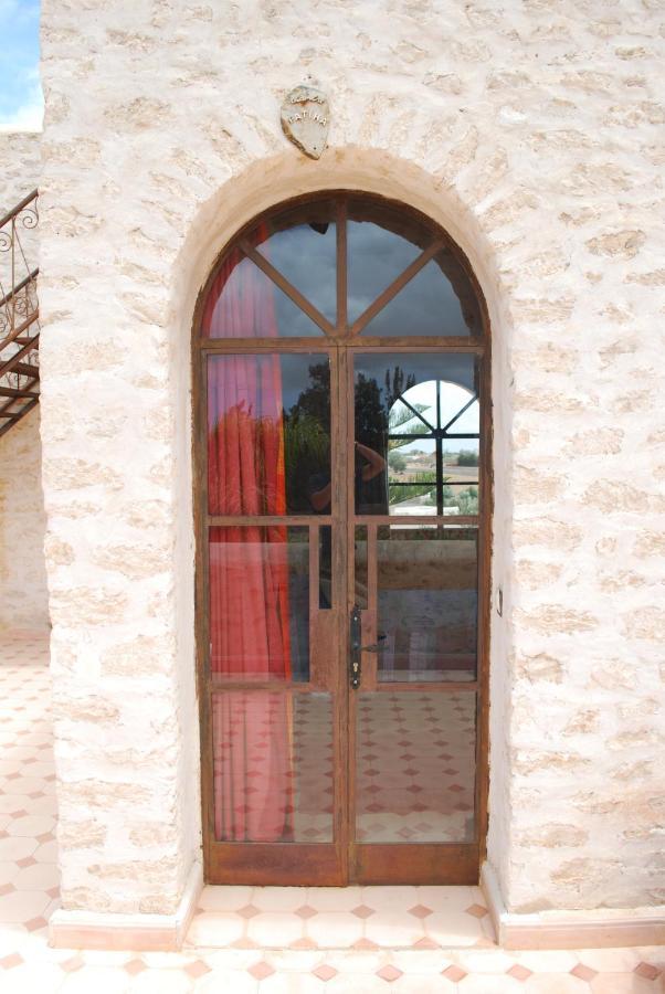Riad Titima As-Sawíra Exteriér fotografie